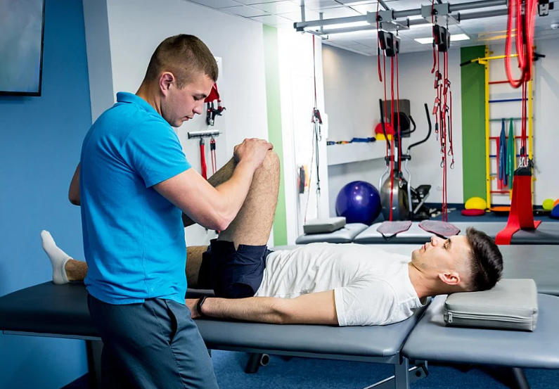How Sports Injury Physiotherapy Uses Exercise Prescriptions with RTM Physical Therapy Software