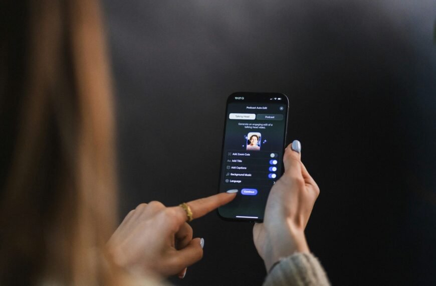 How Face Verification Software Is Redefining Online Trust