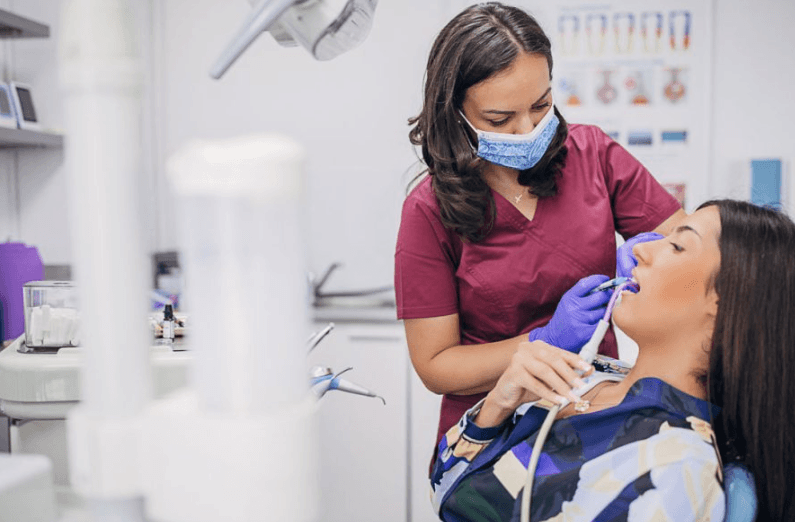 4 Ways Cosmetic Dentistry Can Enhance Routine Dental Care