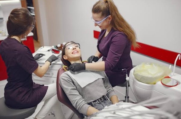 How General Dentistry Offers Emergency Solutions When You Need Them Most