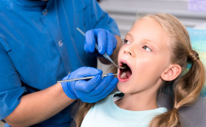 How Family Dentists Help Parents Understand Their Child’s Cavity Risk